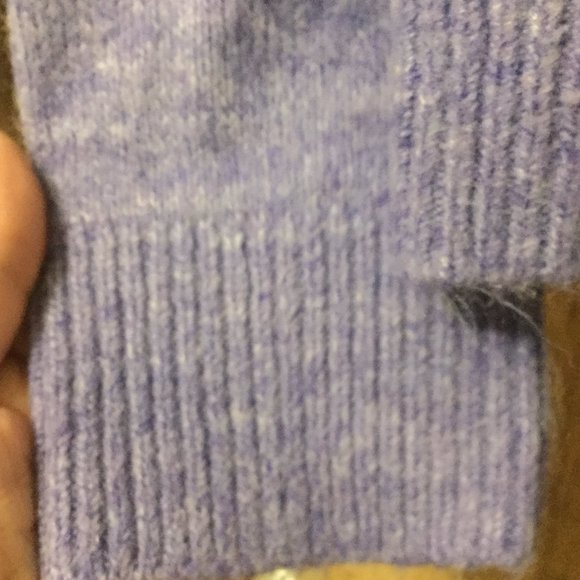 Lyla + Luxe super soft purple knit sweater in great used condition size medium - Picture 4 of 6
